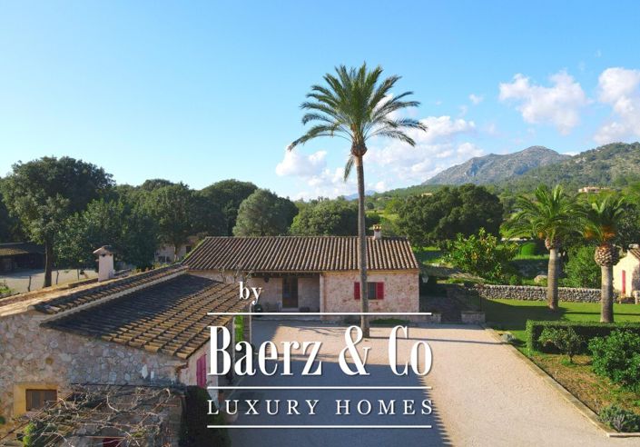 Image No.11-5 Bed Property for sale