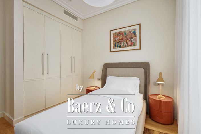 Image No.21-2 Bed Property for sale