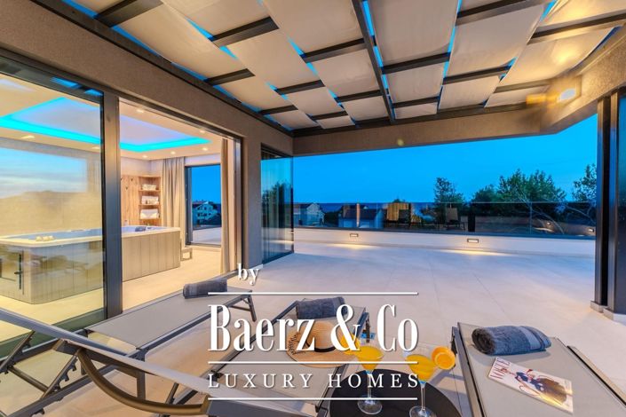 Image No.32-4 Bed Villa for sale