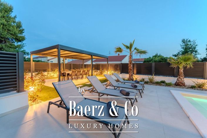 Image No.34-4 Bed Villa for sale