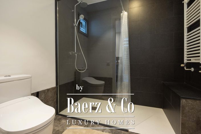 Image No.27-Villa de 4 chambres à vendre à Esplugues de Llobregat