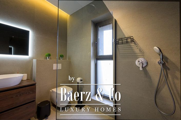 Image No.23-3 Bed Townhouse for sale