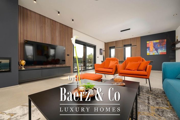 Image No.4-3 Bed Townhouse for sale