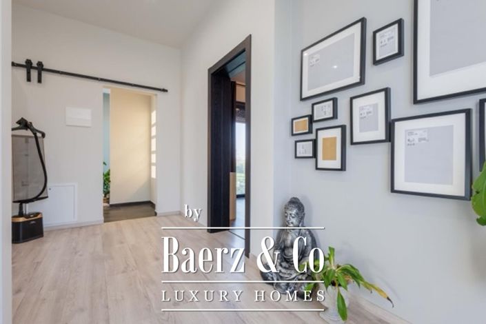 Image No.32-3 Bed Townhouse for sale