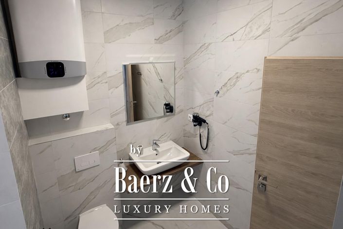 Image No.14-4 Bed Townhouse for sale