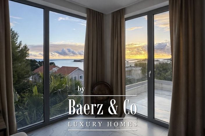 Image No.4-4 Bed Townhouse for sale