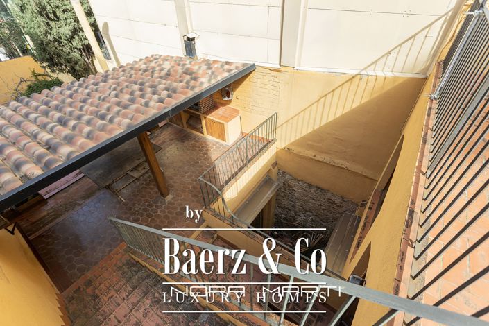 Image No.42-4 Bed House for sale