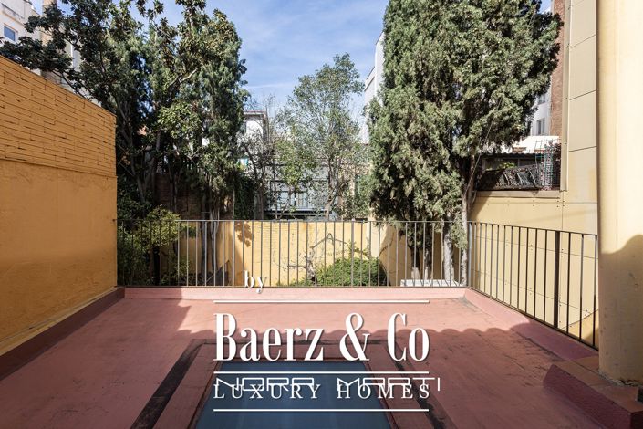 Image No.43-4 Bed House for sale