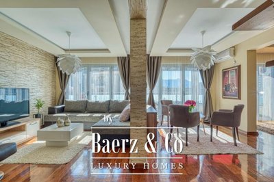 1 - Budva, Propriété