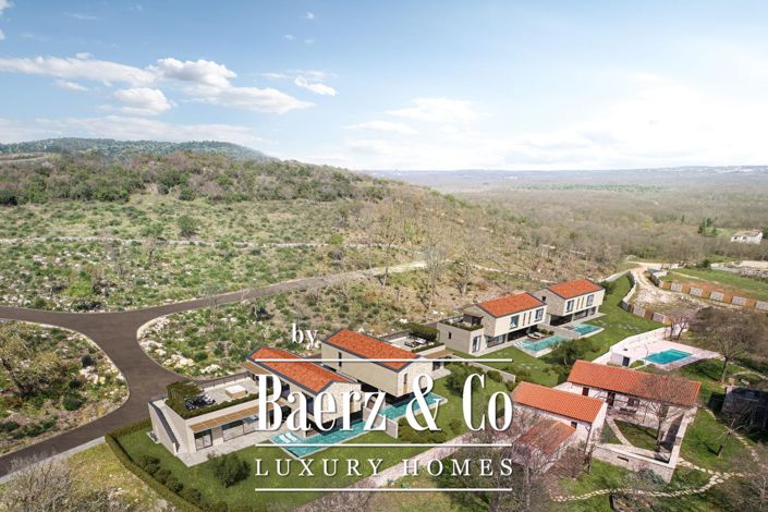 Image No.21-4 Bed Villa for sale