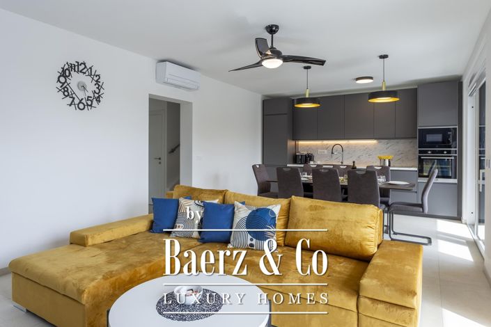 Image No.3-4 Bed Townhouse for sale