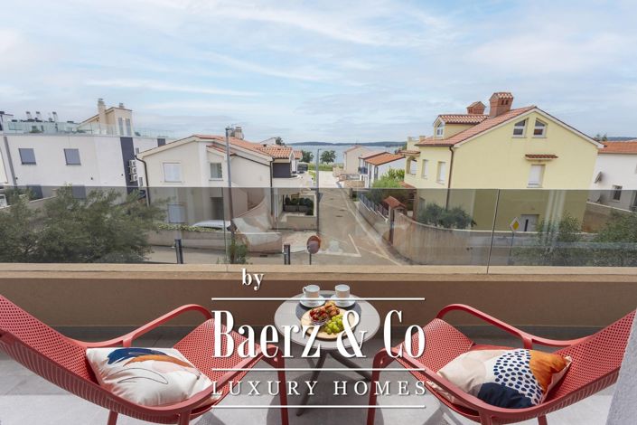 Image No.7-4 Bed Townhouse for sale