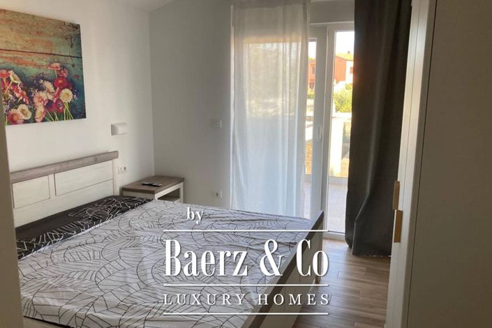 Image No.10-6 Bed Townhouse for sale