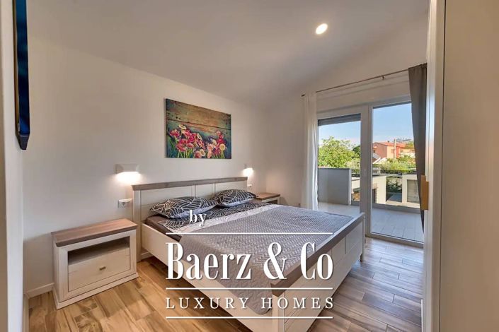 Image No.31-6 Bed Townhouse for sale