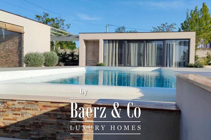 Image No.5-6 Bed Townhouse for sale