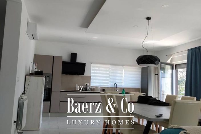 Image No.7-6 Bed Townhouse for sale