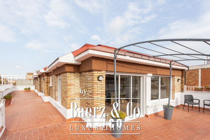 Image No.14-3 Bed Property for sale