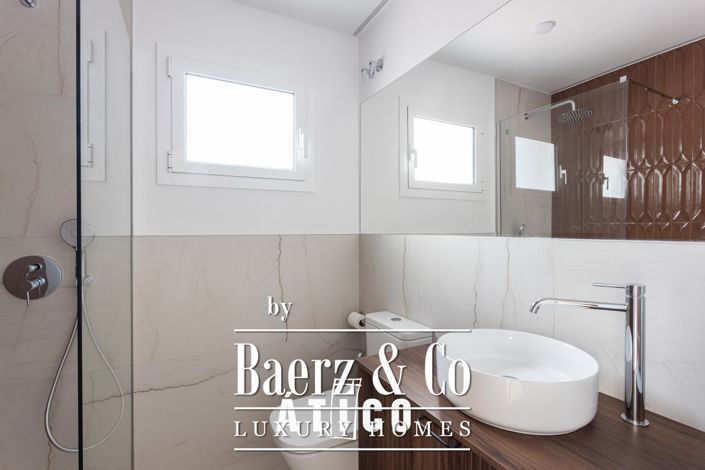 Image No.22-3 Bed Property for sale