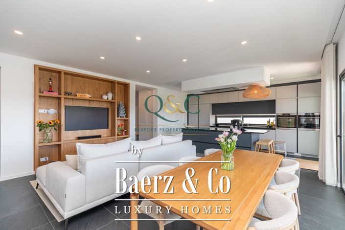 Image No.2-4 Bed Villa for sale