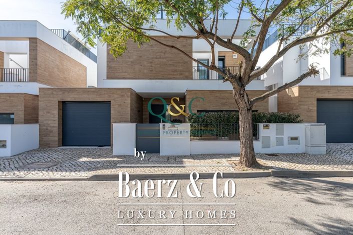 Image No.27-4 Bed Villa for sale