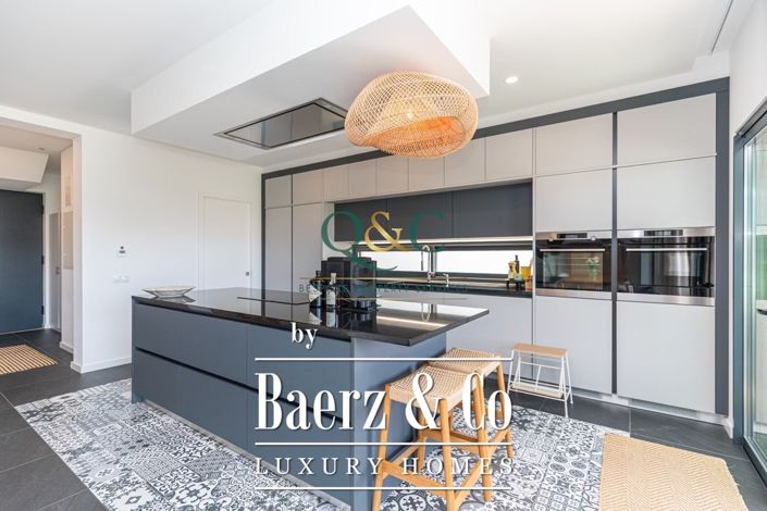 Image No.3-4 Bed Villa for sale