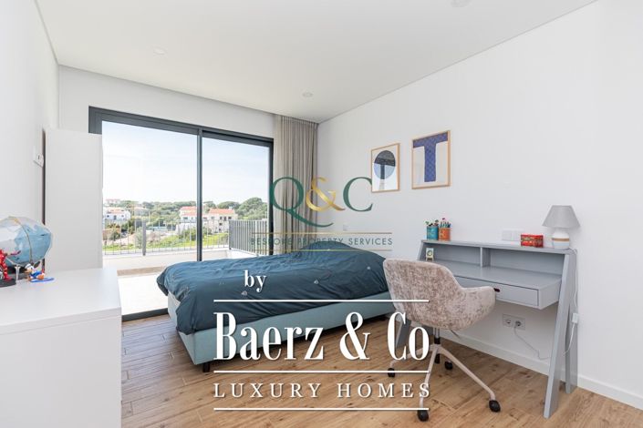 Image No.8-4 Bed Villa for sale