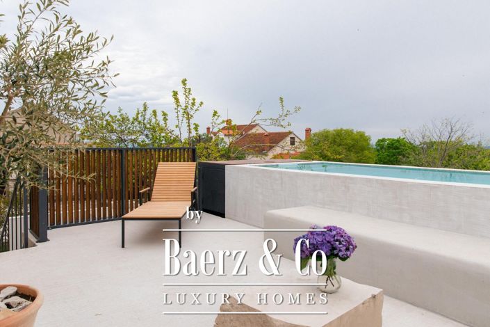 Image No.18-2 Bed Villa for sale