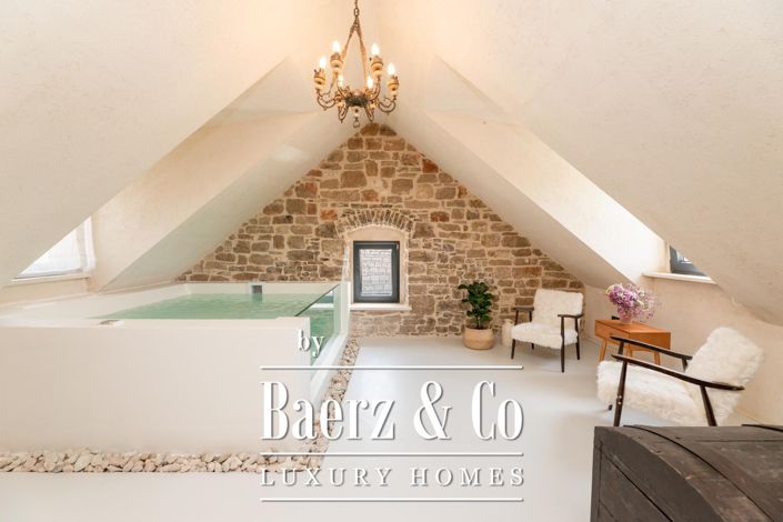 Image No.20-2 Bed Villa for sale