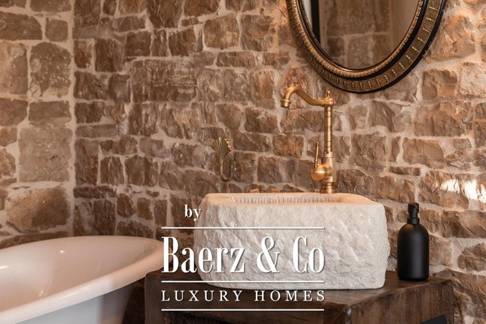 Image No.8-2 Bed Villa for sale