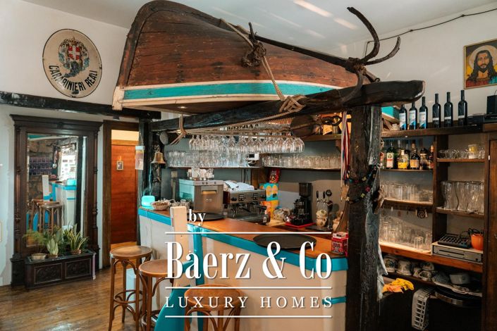 Image No.10-12 Bed House for sale