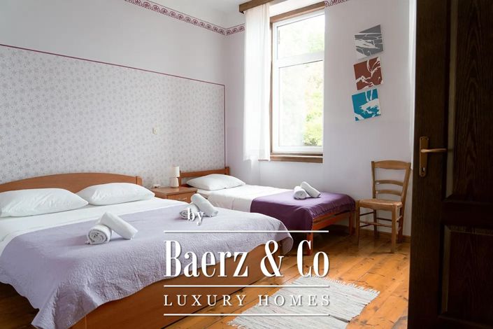 Image No.15-12 Bed House for sale