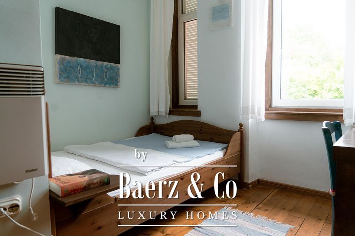 Image No.16-12 Bed House for sale