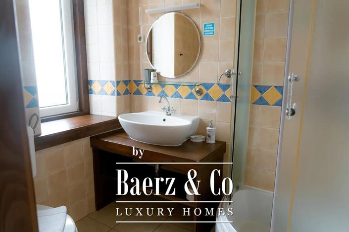 Image No.17-12 Bed House for sale