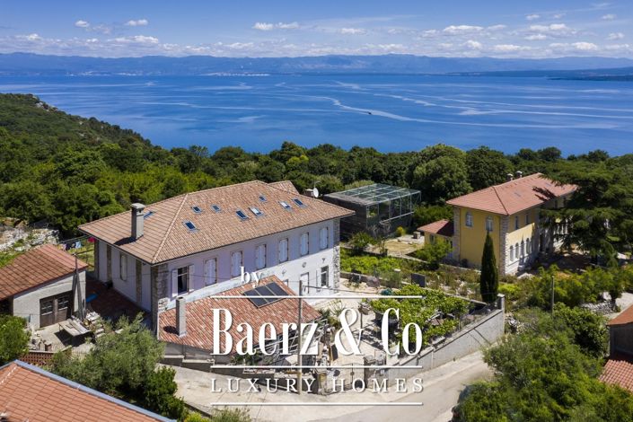 Image No.2-12 Bed House for sale