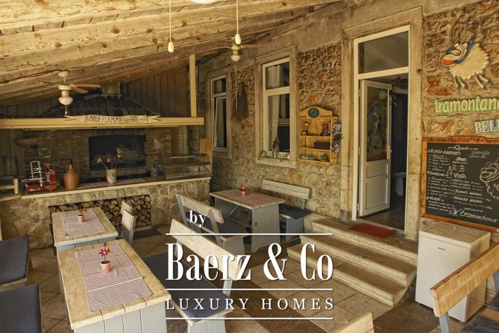 Image No.22-12 Bed House for sale