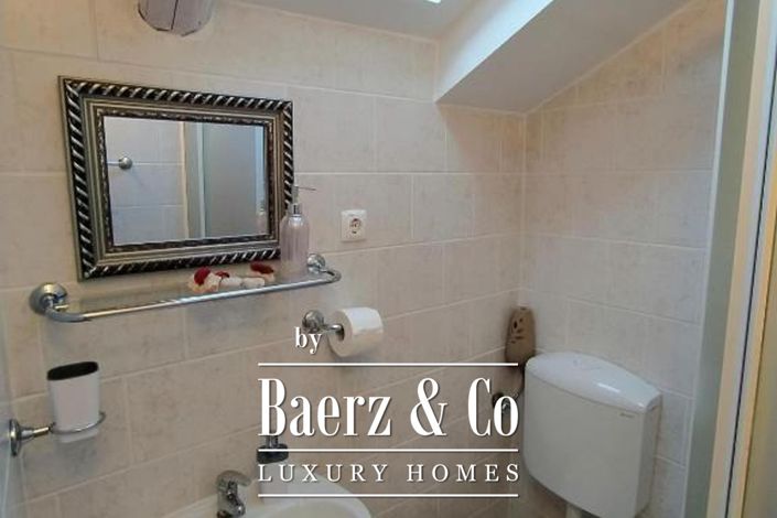 Image No.34-12 Bed House for sale