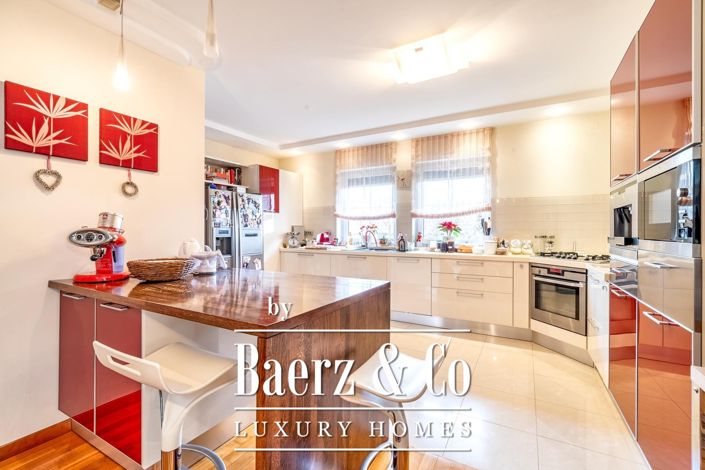 Image No.3-5 Bed Villa for sale