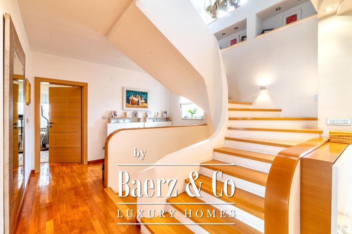 Image No.6-5 Bed Villa for sale