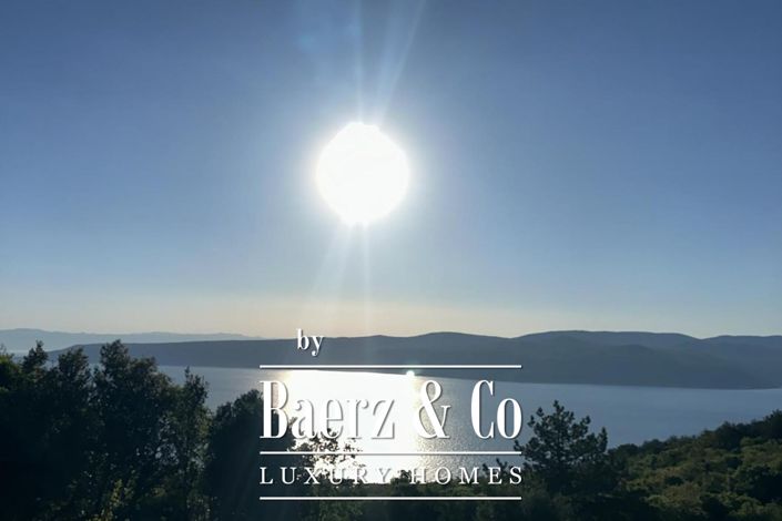 Image No.5-4 Bed Villa for sale