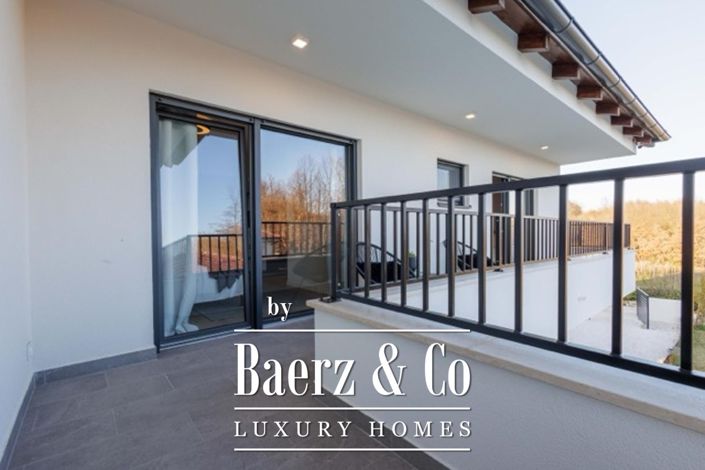 Image No.13-3 Bed Townhouse for sale