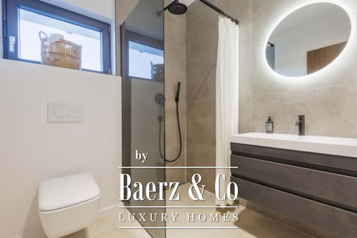 Image No.16-3 Bed Townhouse for sale