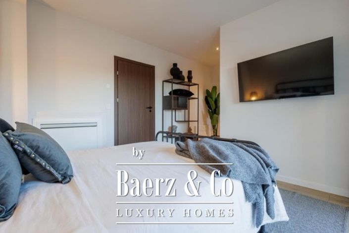 Image No.17-3 Bed Townhouse for sale