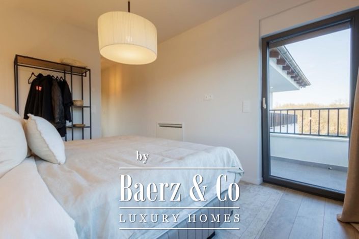 Image No.22-3 Bed Townhouse for sale