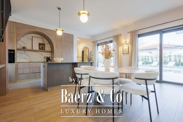 Image No.28-3 Bed Townhouse for sale