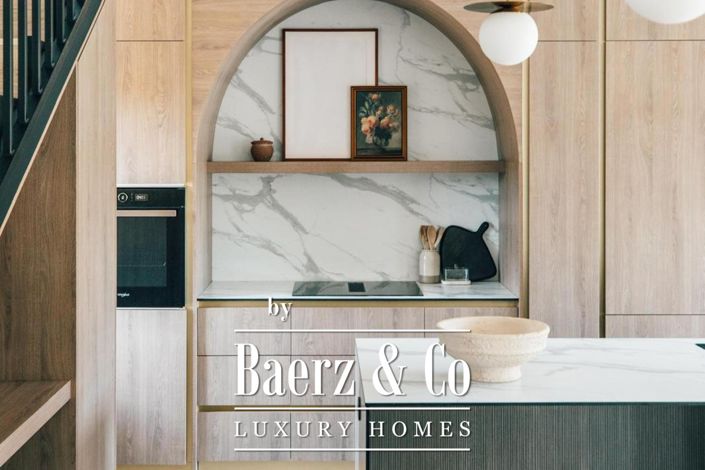 Image No.6-3 Bed Townhouse for sale