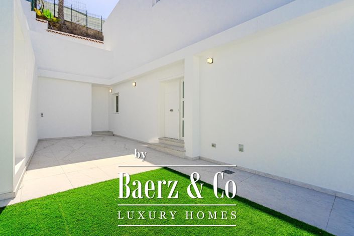 Image No.8-3 Bed Villa for sale