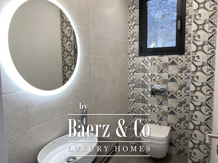 Image No.12-4 Bed Villa for sale