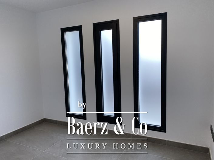 Image No.13-4 Bed Villa for sale