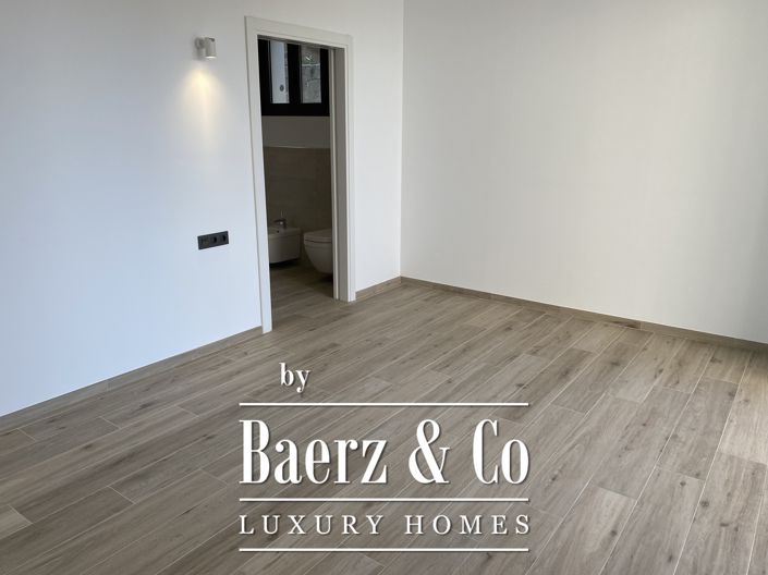 Image No.23-4 Bed Villa for sale