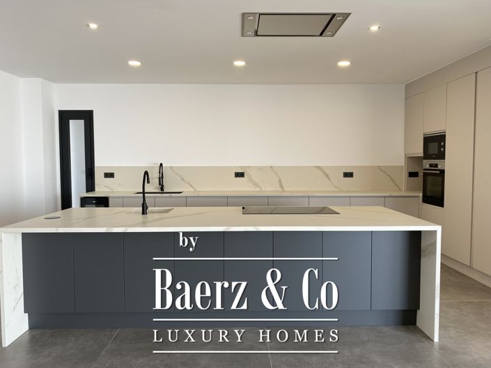 Image No.9-4 Bed Villa for sale